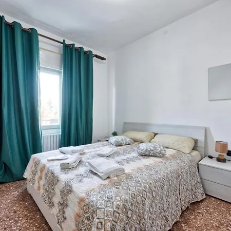 Venice H&s Private With Ac *