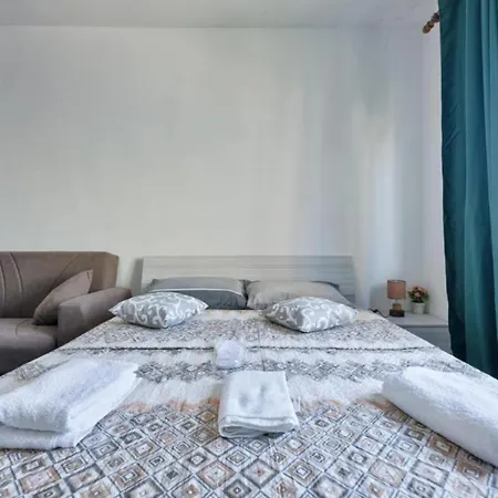Venice H&s Private With Ac Affittacamere Mestre