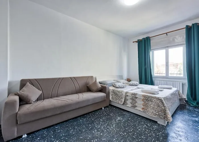 Konukevi Venice H&s Private With Ac